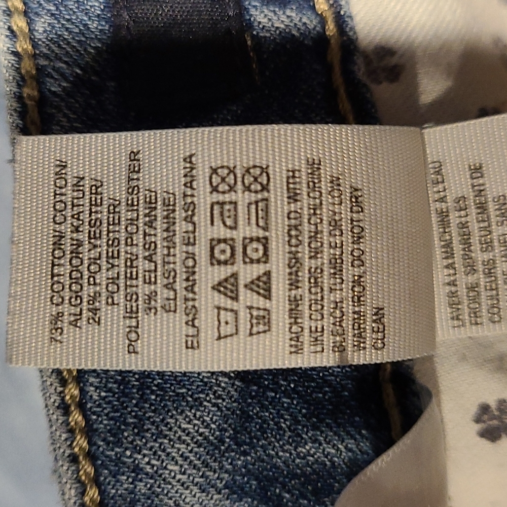 *SOLD OUT* Lucky Jeans - Picture 9 of 9